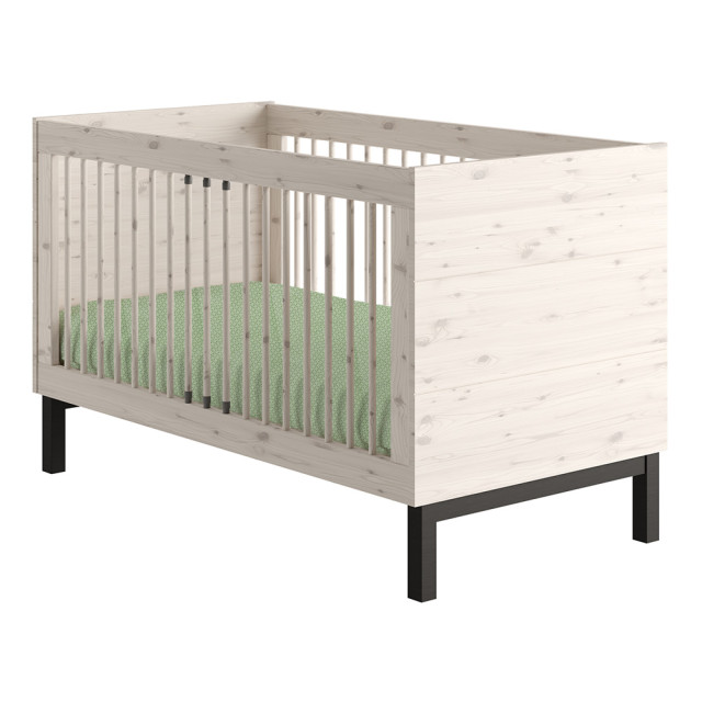 Lit bébé en pin massif Country 70x140 de la marque Pinio