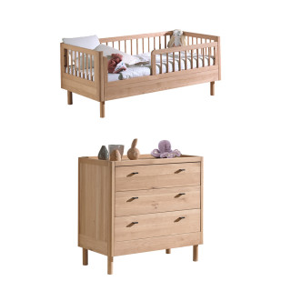 Chambre pour tout-petit 2-5 ans avec lit transition en chêne foncé Forrest, commode incluse. Disponible chez Jurassien, marque Jaxx.