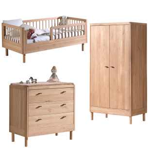 Chambre complète pour tout-petit en chêne foncé Forrest, style élégant et durable de Jaxx, disponible chez le Jurassien.