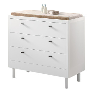 Commode blanche en bois massif hêtre Forrest pour chambre enfant, style contemporain, par Jaxx chez le Jurassien