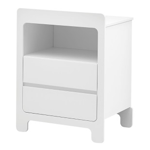 Commode Moon avec niche de rangement de marque Pinio en MDF blanc, design moderne et pratique pour chambre de bébé, fabriquée en Europe.