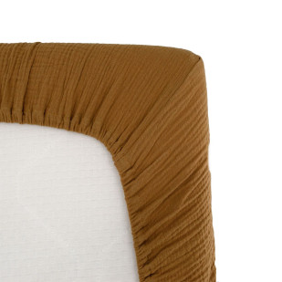 Drap housse lange 60x120 caramel en gaz de coton pour matelas bébé Domiva