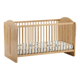 Lit bébé évolutif 70x140 Megeve Oak (chêne finition bois naturel), design classique et intemporel, signé Vox, fabricant de meubles pour bébé. À découvrir chez le Jurassien.