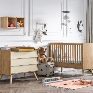 Petite chambre bébé Vox concept Vintage évolutive bois et jaune