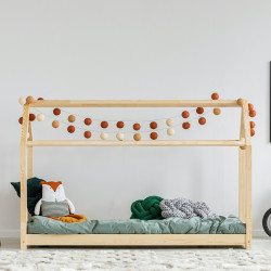 Lit cabane Montessori couchage enfant