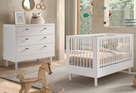 Collection de mobilier chambre bébé Forrest en hêtre avec finition blanche | Jaxx Vipack